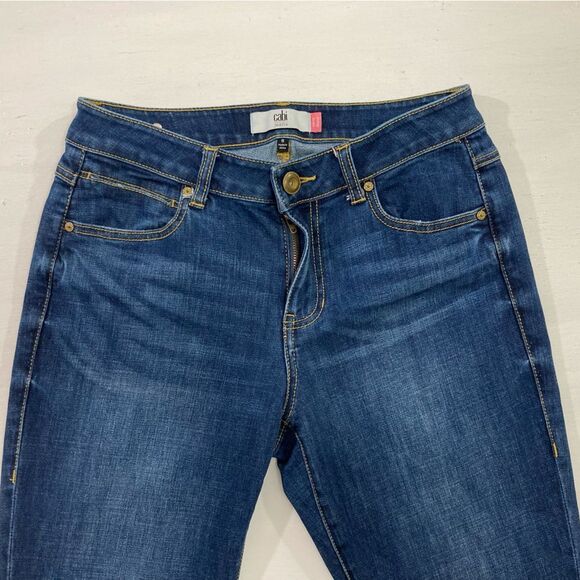 CAbi Jeans Women’s 8 Blue Distressed Denim Curvy Skinny Fit Casual Chic - Picture 5 of 12